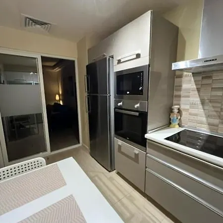 Lovely - Skopje's Sky Apartman Szkopje