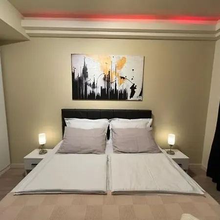 Lovely - Skopje's Sky Apartman